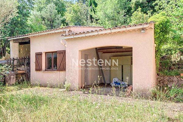 Maison à Lorgues 7 pièces 143 m² avec piscine sur un terrain de 1557m²