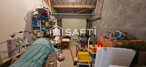 AUX NORMES PMR- SOUS GARANTIE DECENNALE, maison contemporaine de 90m² habitables récente avec 3 chambres, garage sur 446m² de parcelle