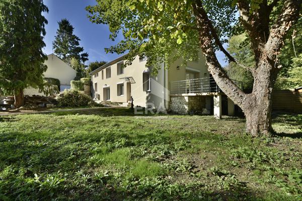 Maison de Prestige à Vendre à Neauphle le Vieux