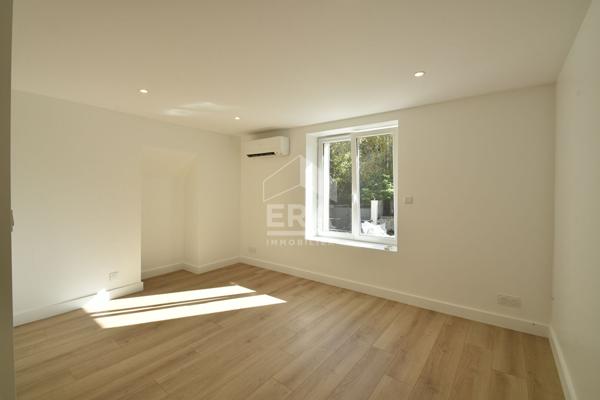 Maison de Prestige à Vendre à Neauphle le Vieux