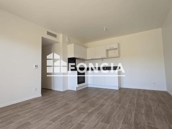 Location Appartement 3 pièces 59.85 m² - Laval 53000