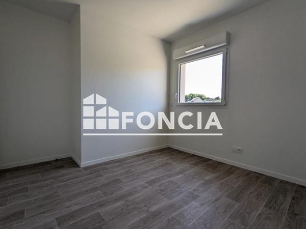 Location Appartement 3 pièces 59.85 m² - Laval 53000
