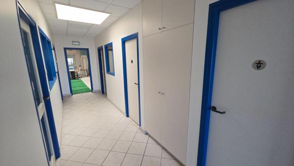 SECTEUR DREUX 28 - LOCAUX D'ACTIVITE avec BUREAUX 1.000 m²