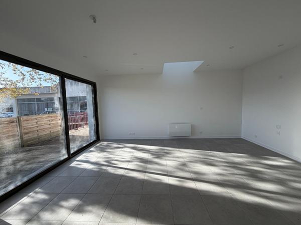 Appartement refait à neuf - Pellouailles les Vignes - 2 pièce(s) 49 m2