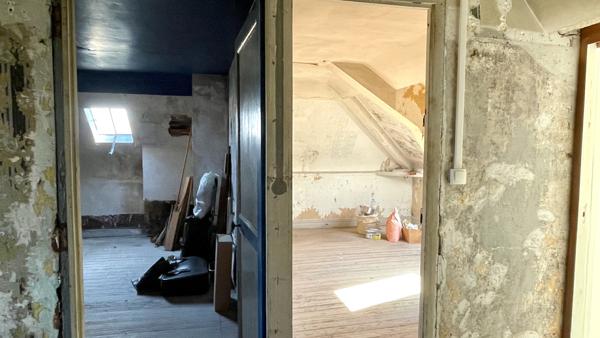 Maison
                                                                                                                                                                                                                                                                                                                        5 pièce(s)                                                                                                                                                                                                          3 chambre(s)                                                                                                                                                                                                          125  m²