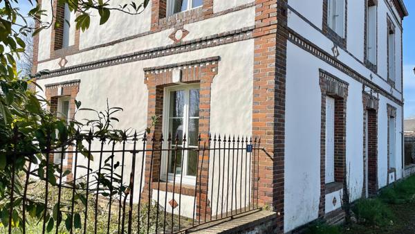 Maison
                                                                                                                                                                                                                                                                                                                        5 pièce(s)                                                                                                                                                                                                          3 chambre(s)                                                                                                                                                                                                          125  m²