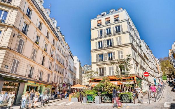 Appartement à vendre    2 pièces • 28,75 m2 Paris 18