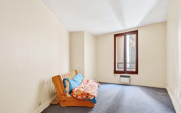 Appartement à vendre    2 pièces • 28,75 m2 Paris 18
