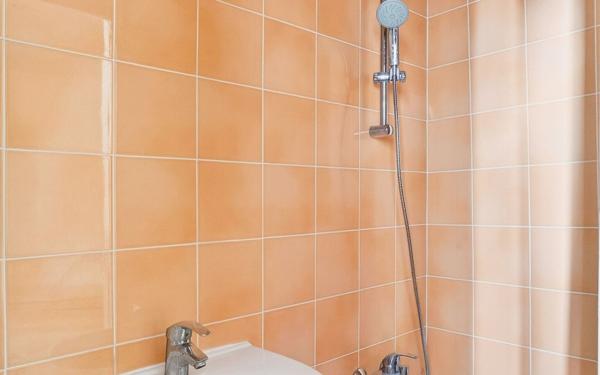 Appartement à vendre    2 pièces • 28,75 m2 Paris 18