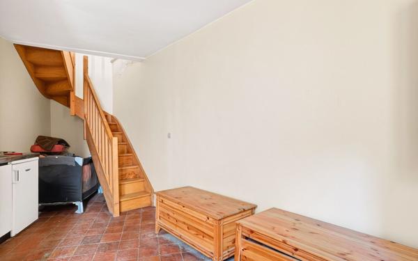 Appartement à vendre    2 pièces • 28,75 m2 Paris 18