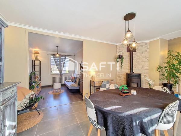 Maison avec sous-sol total, 3 chambres, proche commodités