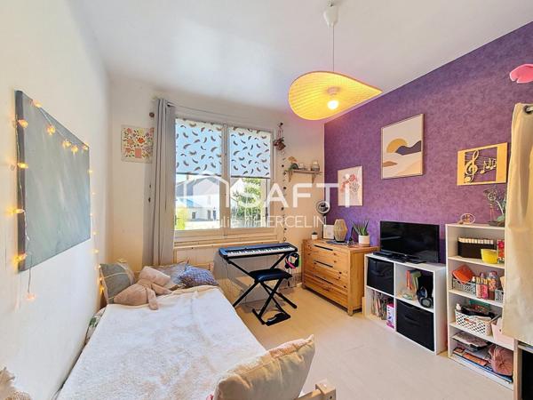 Maison avec sous-sol total, 3 chambres, proche commodités