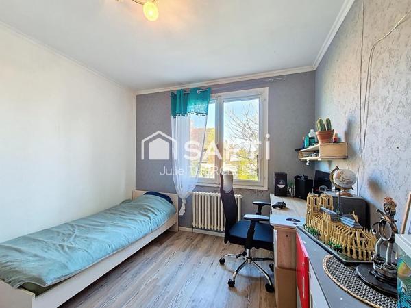 Maison avec sous-sol total, 3 chambres, proche commodités