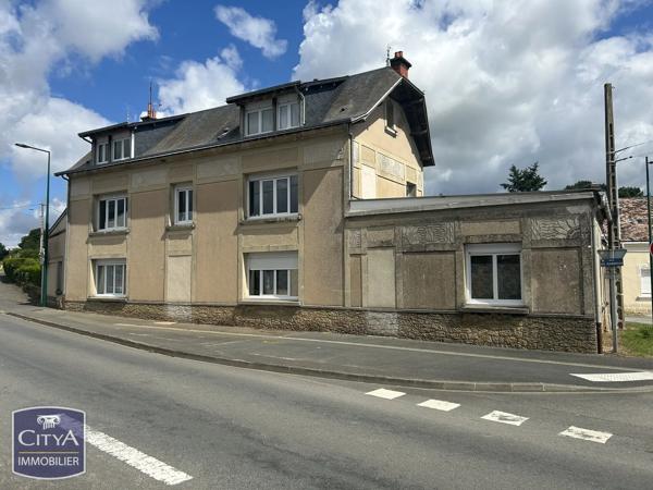Immeuble à vendre 330m² Écommoy (72220)