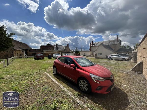 Immeuble à vendre 330m² Écommoy (72220)