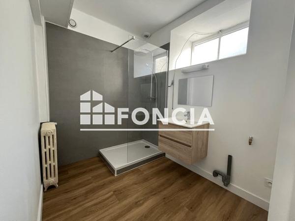 Location Appartement 2 pièces 54.29 m² - 5 RUE SAINT DENIS Sable Sur Sarthe 72300