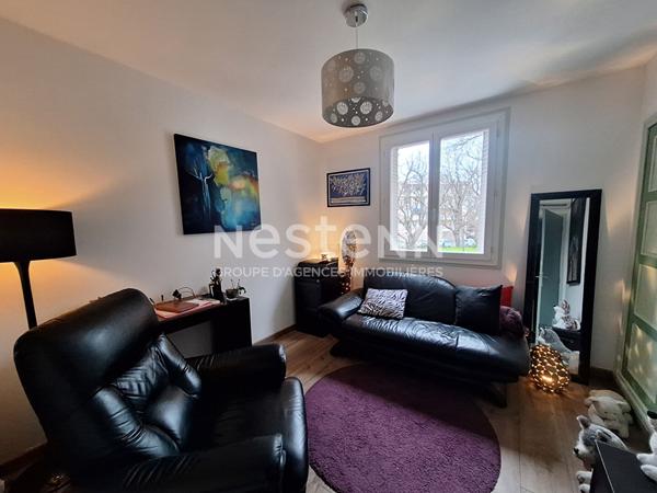 Appartement rénové Avignon 3 pièce(s) 54.69 m2 balcon et parking au 1er étage