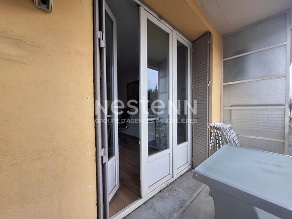 Appartement rénové Avignon 3 pièce(s) 54.69 m2 balcon et parking au 1er étage