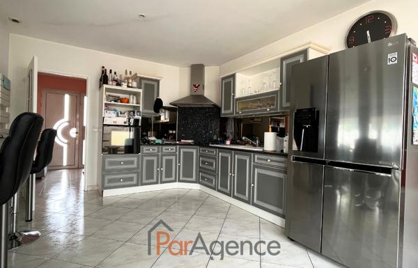 MAISON 162,27 M2 CARREZ