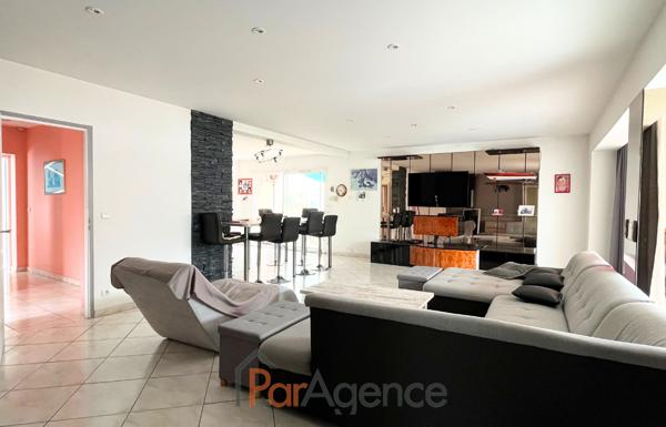 MAISON 162,27 M2 CARREZ