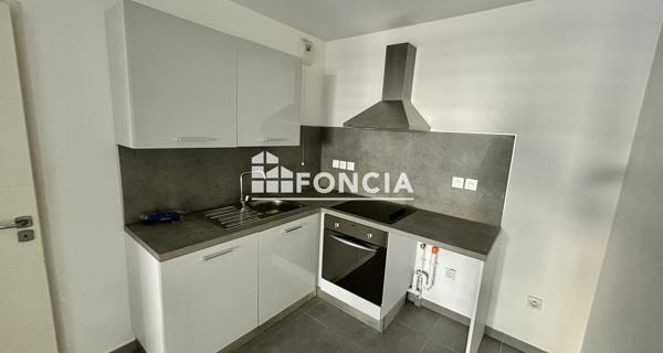 À vendre Appartement 2 pièces 45 m² - Marseille 13008