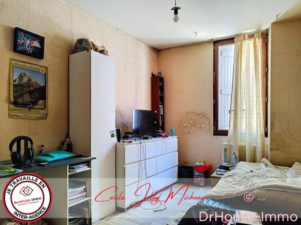 Immeuble à vendre 7 pièces de 158 m²