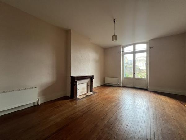 Immeuble à vendre |  Tonneins |  522 m²