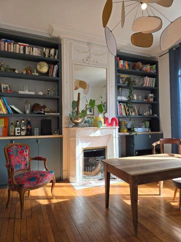 Maison ancienne rénovée avec jardin et piscine à St Marceau
