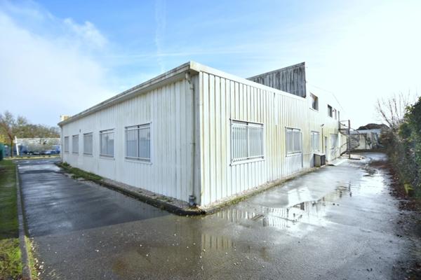 Local / Espace de vente / Bureau à vendre CARQUEFOU / NANTES Est (44)