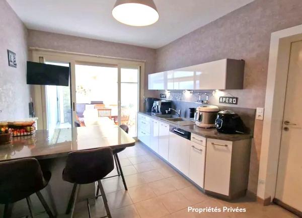 Le Gua Maison  T5 de 92m² sur un terrain de 768m²   304500 FAI