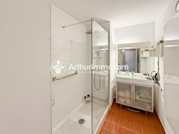 Vente                                                      Appartement
                        
                     3 pièces                      67 m2                     à Soisy-sur-Seine