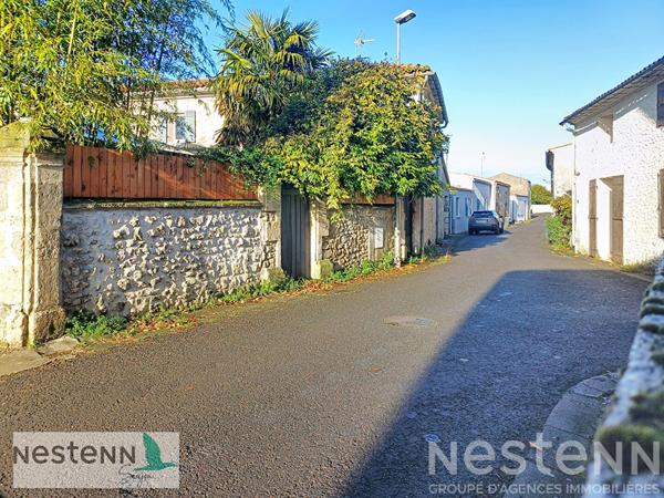 Élégante Maison de caractère à Vendre à Saujon, Entre Seudre et Zone Natura 2000
