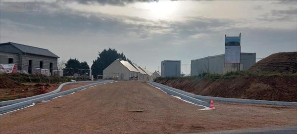 Terrain à Batir à vendre à Valognes dans la Manche (50700), ref : 23/TB00011