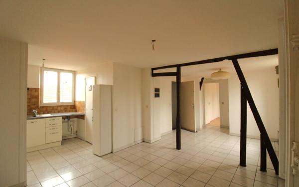 Appartement à louer    3 pièces •  Jouy-le-Châtel