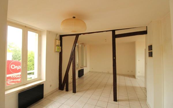 Appartement à louer    3 pièces •  Jouy-le-Châtel