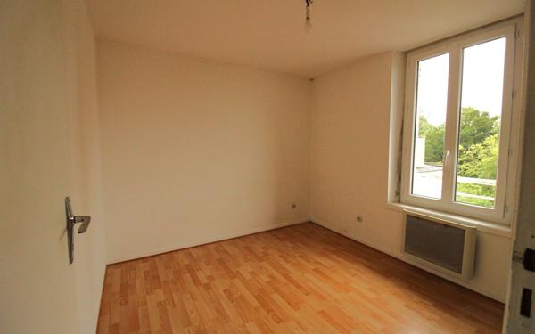 Appartement à louer    3 pièces •  Jouy-le-Châtel