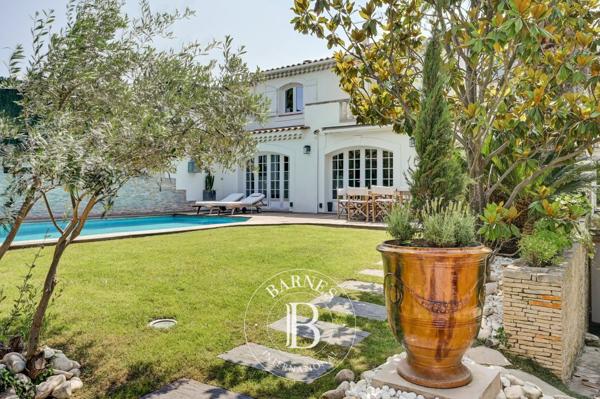 Aix-en-Provence, Maison 6 Chambres -  314 m² à vendre
