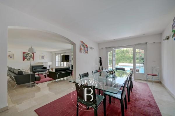 Aix-en-Provence, Maison 6 Chambres -  314 m² à vendre