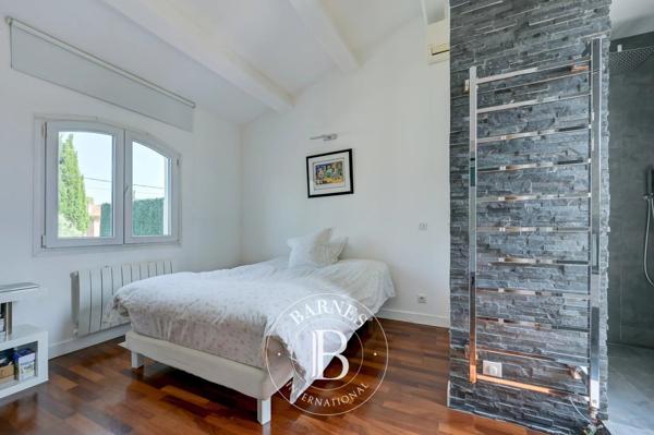 Aix-en-Provence, Maison 6 Chambres -  314 m² à vendre