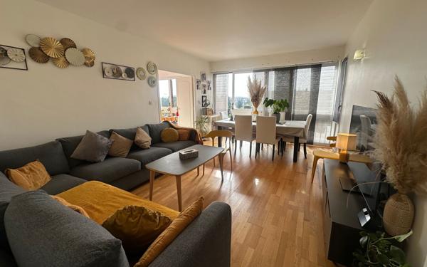 Appartement à vendre    3 pièces • 67,98 m2 Ris-Orangis