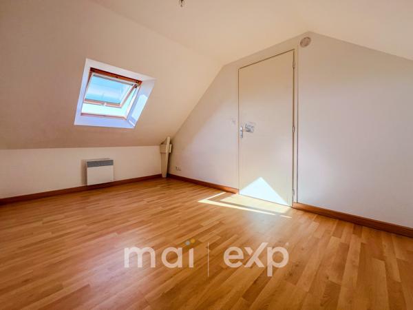 Immeuble Crucuno – 2 appartements T3 + grange – Entre bourg et plage