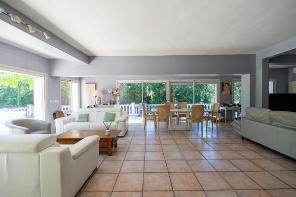 Maison Cabries 5 pièces 240 m2