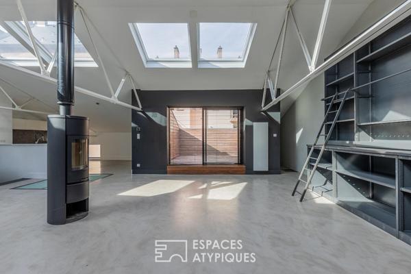 Loft dans un ancien atelier d’architecte et sa terrasse en coeur de ville
