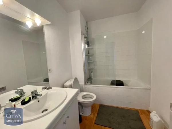 Appartement à louer 2 pièces 50.54m²