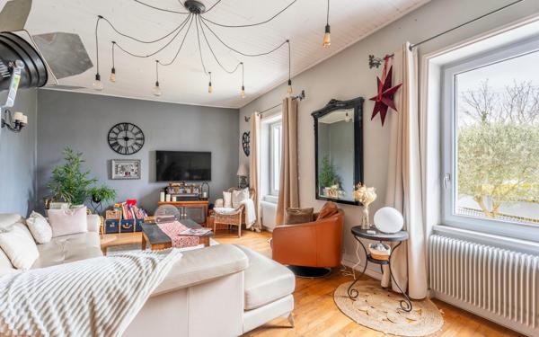 Maison à vendre    7 pièces •  Bessenay