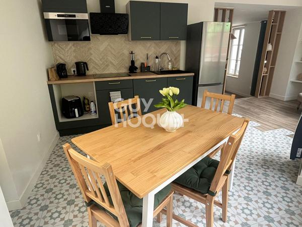 BEL APPARTEMENT T3 MEUBLE - CENTRE-VILLE
