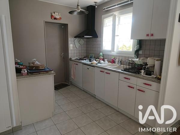Maison à vendre 4 pièces 84 m² Saint-Gilles-Croix-de-Vie