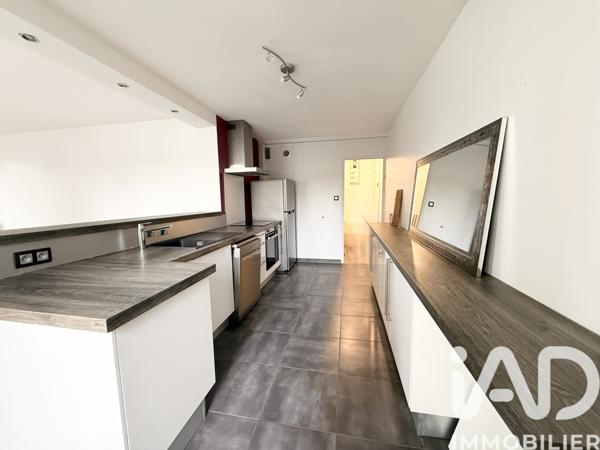Location appartement 4 pièces 65 m² Compiègne
