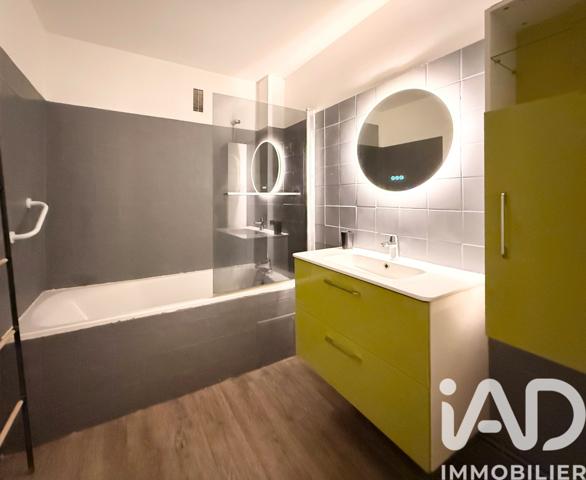 Location appartement 4 pièces 65 m² Compiègne