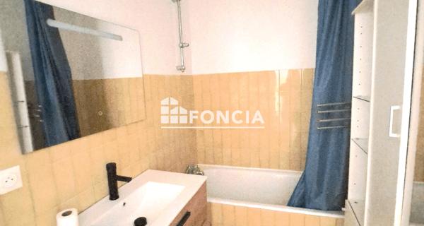 Location Studio meublé 35.8 m² - Verneuil-sur-seine 78480